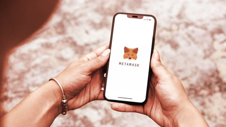 Co-Founder of MetaMask Wants to ‘Dump’ Apple and Labels the iOS Purchase Tax ‘Abuse’